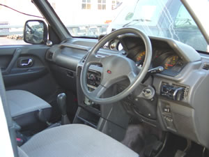 Mitsubishi Pajero Petrol