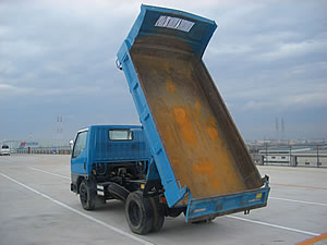 Fuso 2ton dump truck 